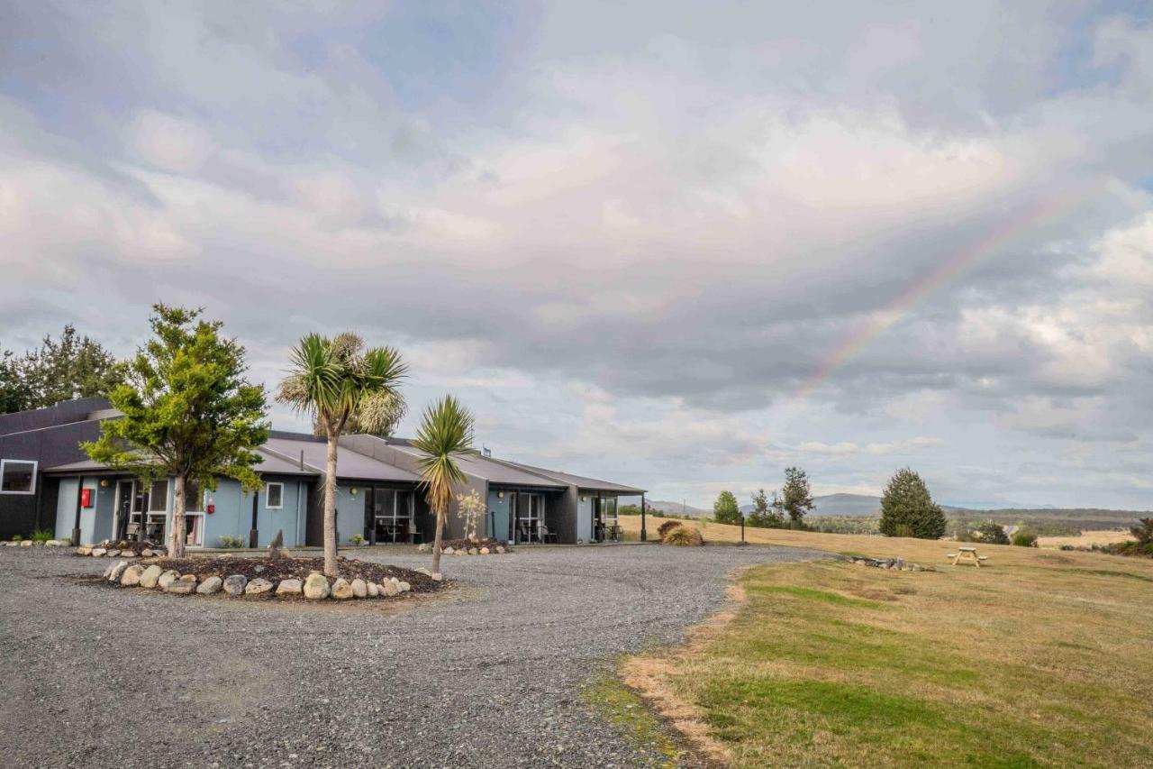 Fiordland National Park Lodge Te Anau Downs Exterior foto